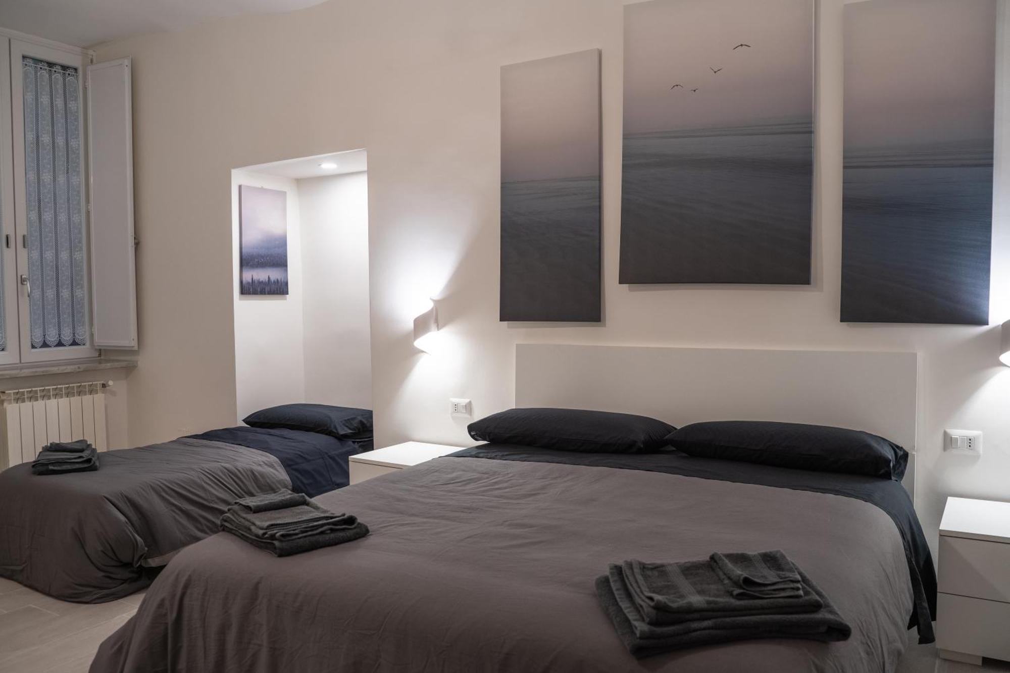 Dietro Al Plebiscito Luxury Suite 那不勒斯 外观 照片